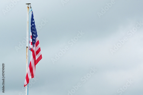 Foto The American flag on a flagpole