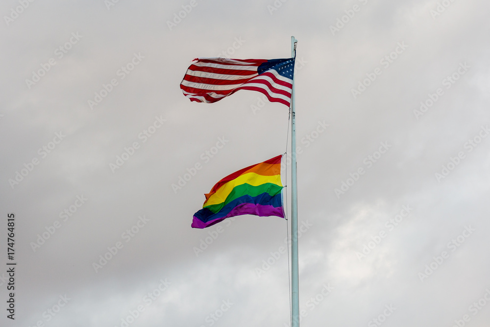 Regenbogen und USA Fahne Regenbogen und USA Fahne
