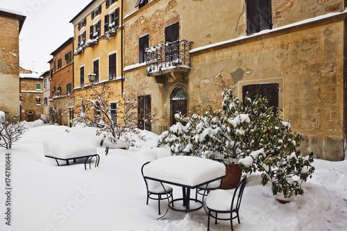 Snow-covered square in Pienza, Tuscany, Italy, Europe