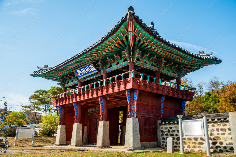 Onjuamun gate of Asan City in Chungnam.
