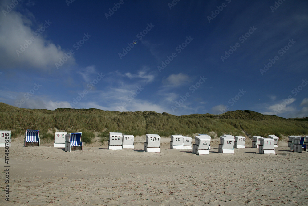 Dunes and roofed wicker beach chairs, Sylt, Northern Friesland, North Frisia, Schleswig-Holstein, Germany, Europe
