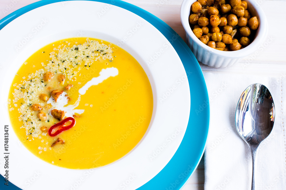 Pumpkin soup with chickpeas Pumpkin soup with chickpeas