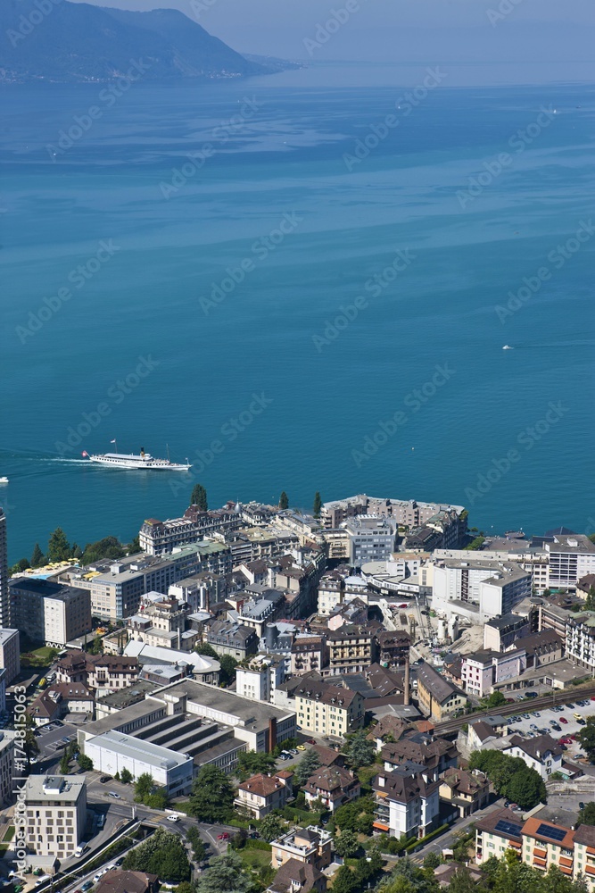 Naklejka premium View of Montreux on Lake Geneva, Montreux, Canton Vaud, Switzerland, Europe