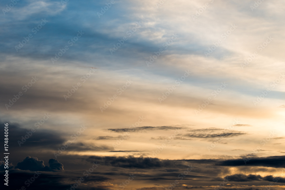 Fototapeta premium colorful dramatic sky with cloud at sunset