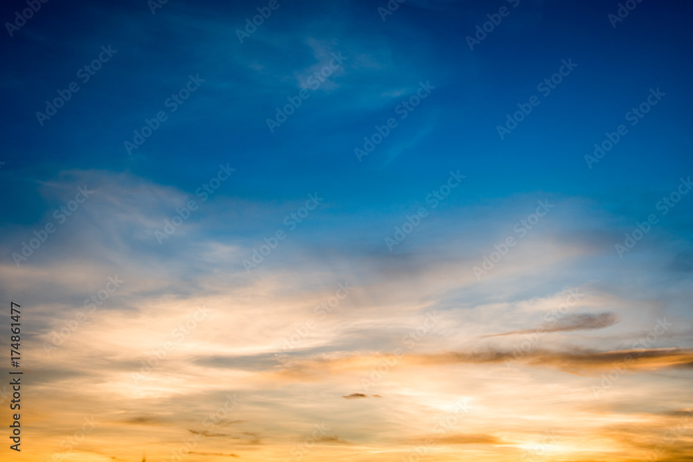 Fototapeta premium colorful dramatic sky with cloud at sunset.