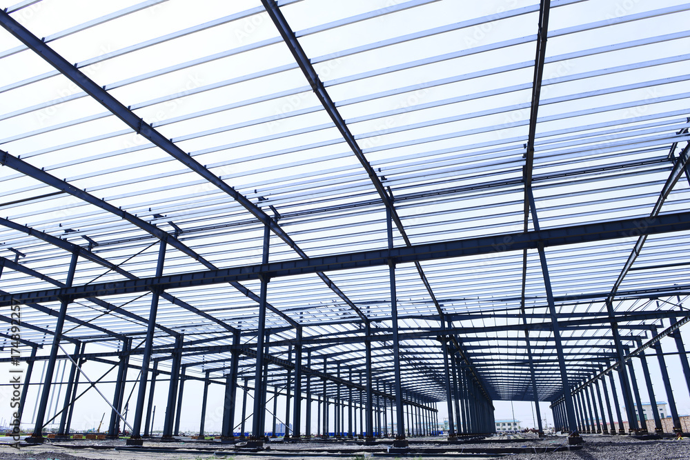 The steel frame structure is under construction The steel frame structure is under construction