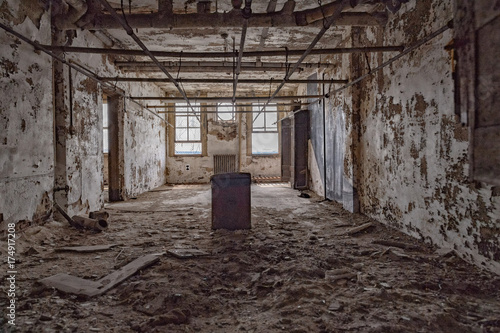 ellis island abandoned psychiatric hospital interior rooms
