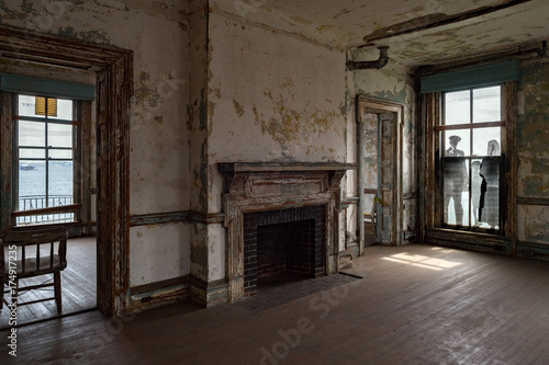 Εκτύπωση καμβά ellis island abandoned psychiatric hospital interior rooms