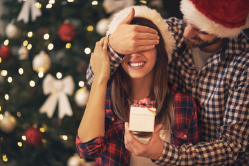 Christmas surprise present for girlfriend