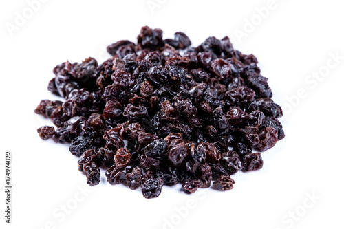 Black organic zante currants isolated on a white background фототапет