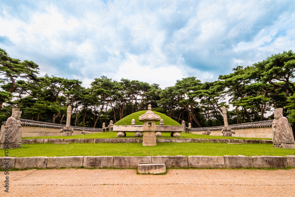 The royal tomb of King Sejong. (UNESCO World heritage site)