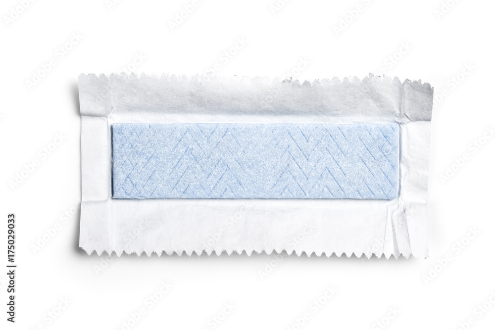 Obraz premium Chewing gum plate wrapped in foil isolated