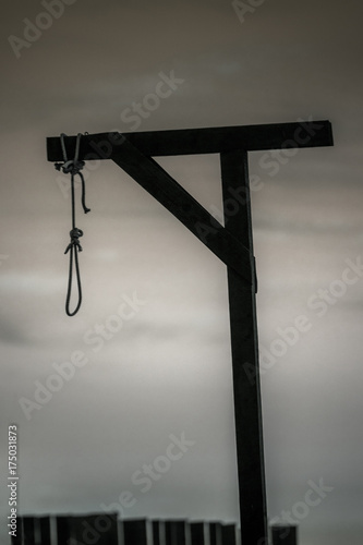 Canvas Print Gallows at dusk.