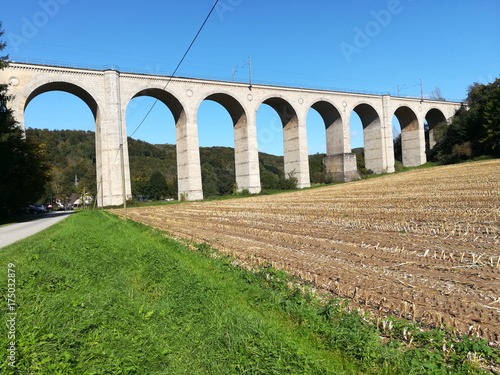 kleiner viadukt über das dunetal bei neuenbeken photo