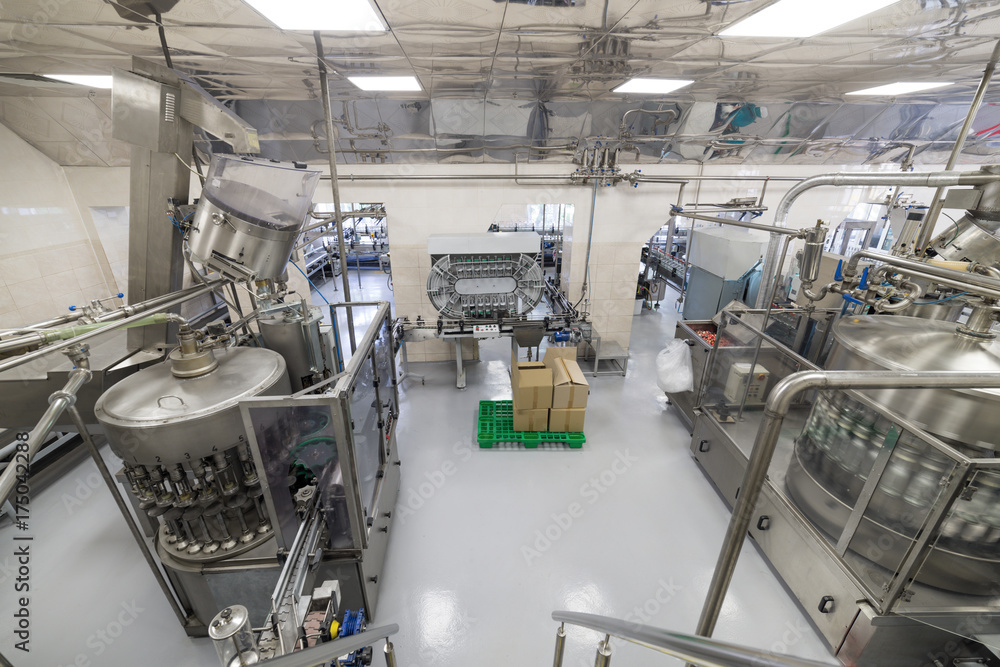 Automatic filling line.