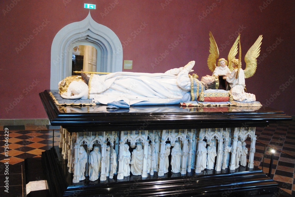 Dijon : église de Notre-Dame et Crypte des Ducs de Bourgogne