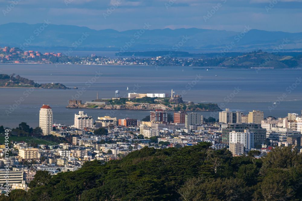 Panoramic view of San Francisco at Sunset from Twin Peaks Hill, San Francisco, California, USA