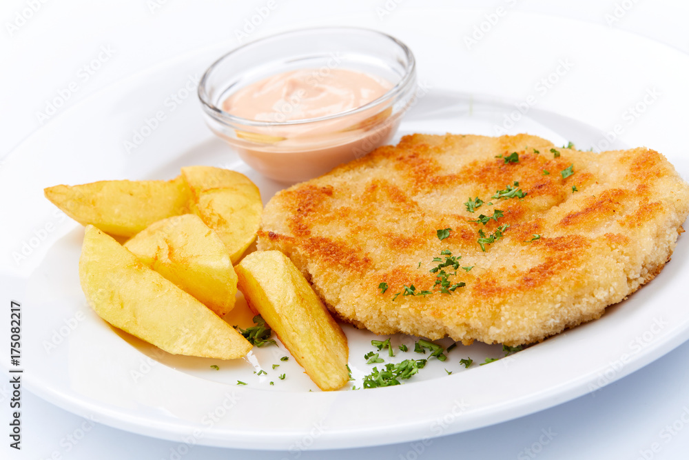 schnitzel with potatoes