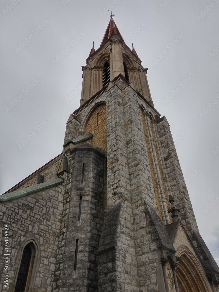 Fototapeta premium Campanario en la tormenta