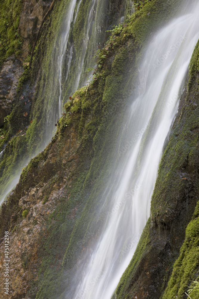 Obraz premium Wasserfall in der Wimbachklamm im Berchtesgadener Land