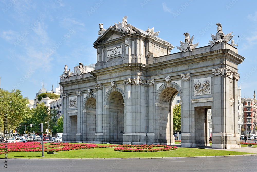 Puerta de Alcalá, Madrid, Spain