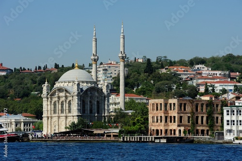 Fotografie Ortakoy Mosque and Bosphorus Sides, Istanbul, Turkey.