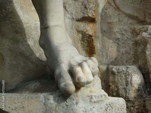 Detail of statue, navona place, Roma