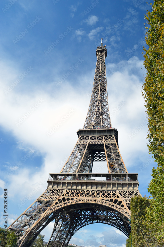 Eiffel Tower, Paris.