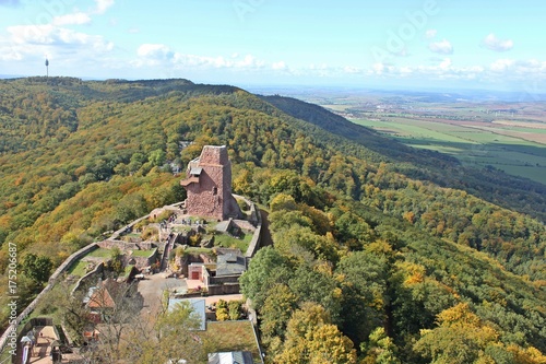 Blick vom Kyffhäuserdenkmal auf die Oberburg
