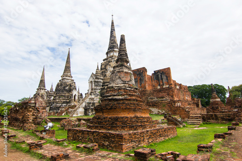 Wat Phra Si Sanphet Ayutthaya -  Ayutthaya Historical Park has been considered a World Heritage Site on December 13th  2534 in the historic city of Ayutthaya.