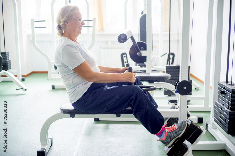 Senior women in gym Senior women in gym