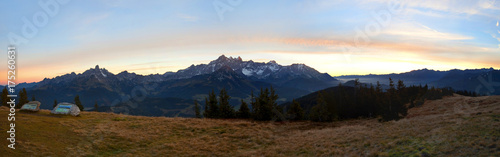 Panorama am Rossbrand mit Bischofsmütze und Dachstein