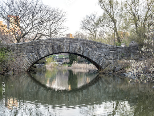 Gapstow Bridge is one of the icons of Central Park, Manhattan in New York City © John Anderson