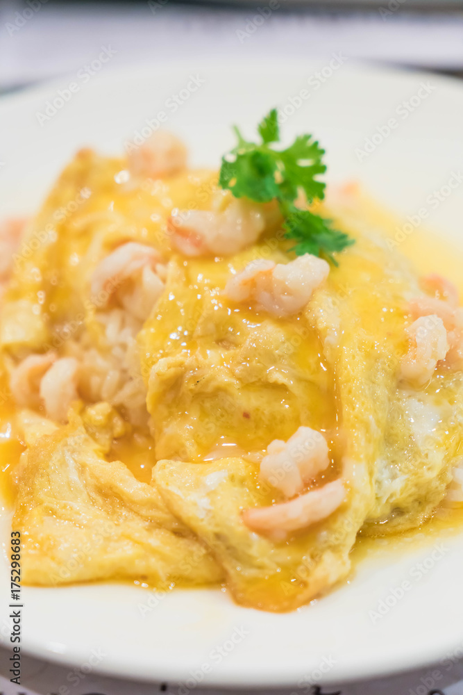 creamy omelet with shrimp