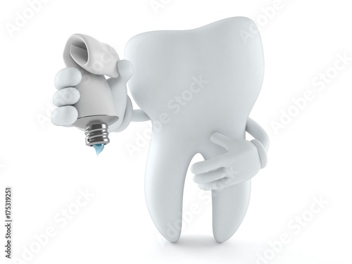 Tooth character with toothpaste