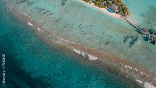  maldives hideway  resort  spa island sunny house