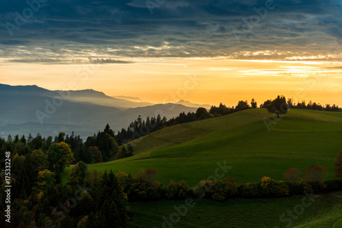 Sonnenuntergangsstimmung   ber dem Emmental und den Voralpen  Aebersold  Schweiz
