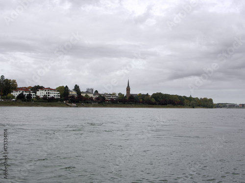 Rhein im Herbst