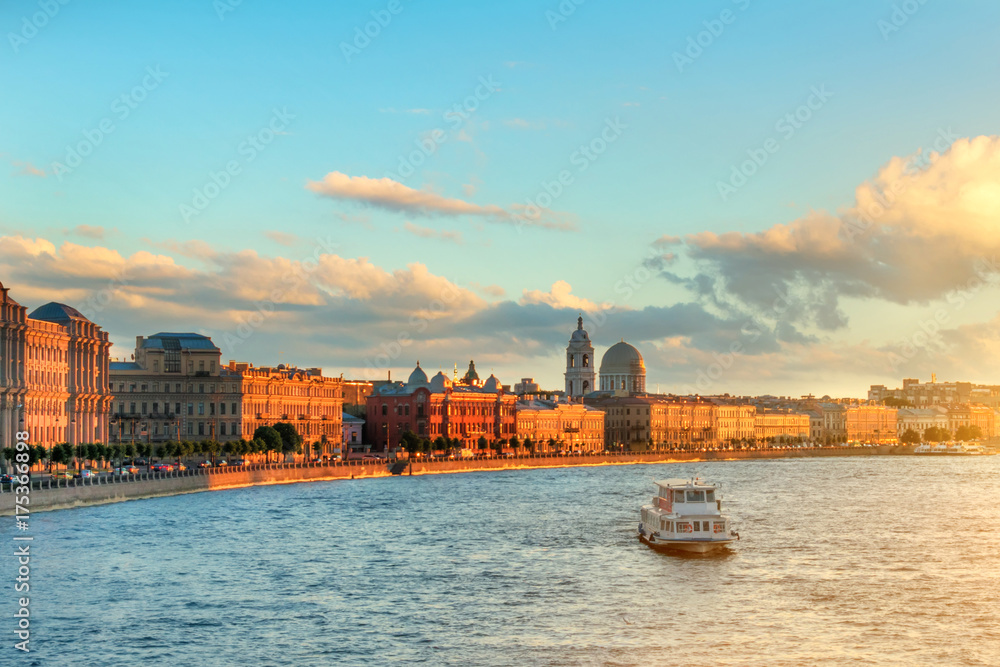Fototapeta premium Neva River, St. Petersburg