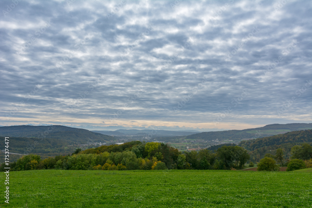 Schöne Aussicht auf die Berge