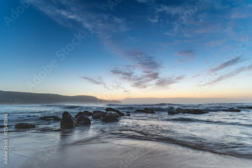Fototapeta Naklejka Na Ścianę i Meble -  Dawn Seascape