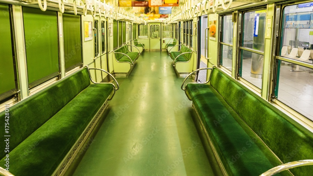 Fototapeta premium 電車の座席
