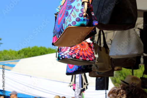 Marktstand Taschen 