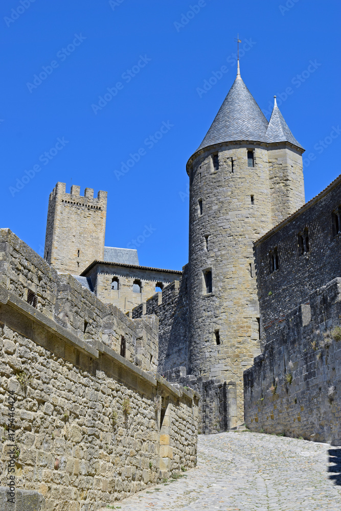 Carcassonne,Ciudad amurallada de interés cultural y arquitectónico
