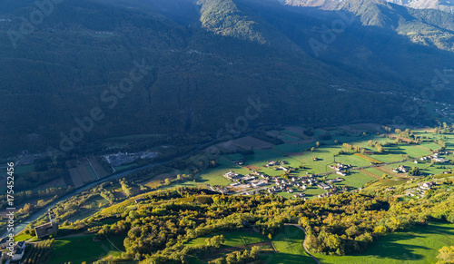 Somasassa - San Gottardo - Valtellina (IT) - Vista aerea da Teglio