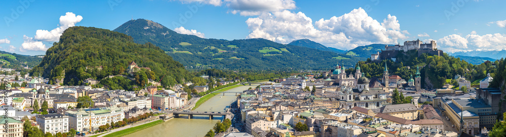 Obraz premium Katedra w Salzburgu, Austria