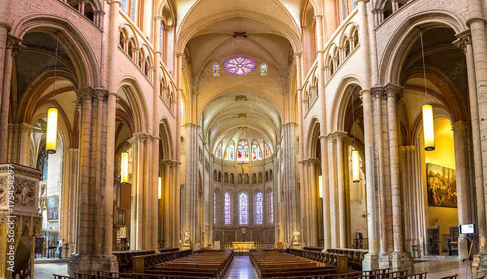 Interiors of Lyon Cathedral