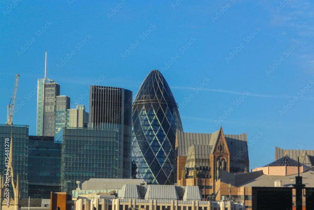 A panorama of the City of London.View of the left bank of London, from the right bank of the Seine.