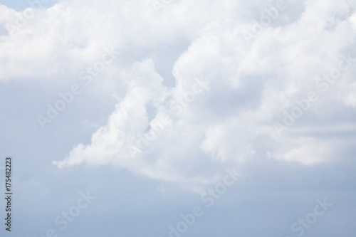 Fototapeta Naklejka Na Ścianę i Meble -  Wolken, Blauer Himmel