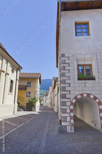 Südtirol- Impressionen, Altstadt, Glurns im Vinschgau photo